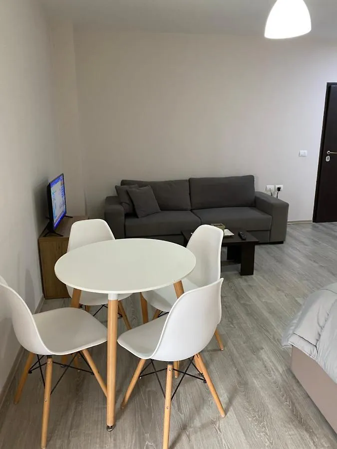 Apartamente Oslo Влёра Апартаменты