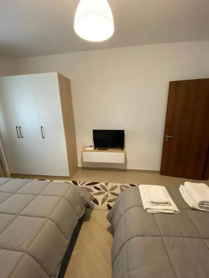 Apartamente Oslo Влёра