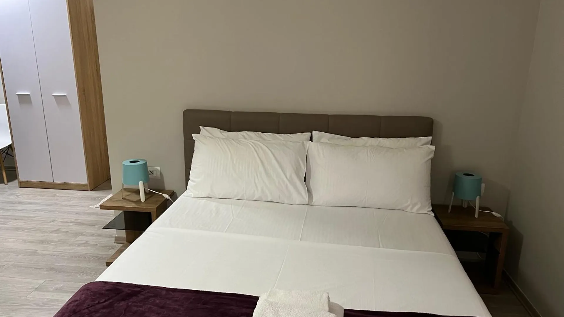 Apartament Apartamente Oslo Wlora Albania